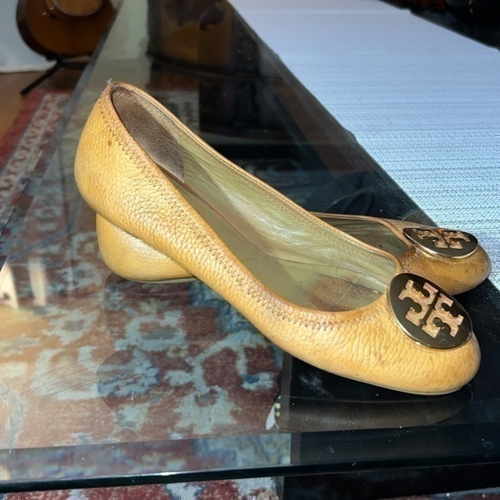 Tan Tory Burch Reva Flats, stressed leather